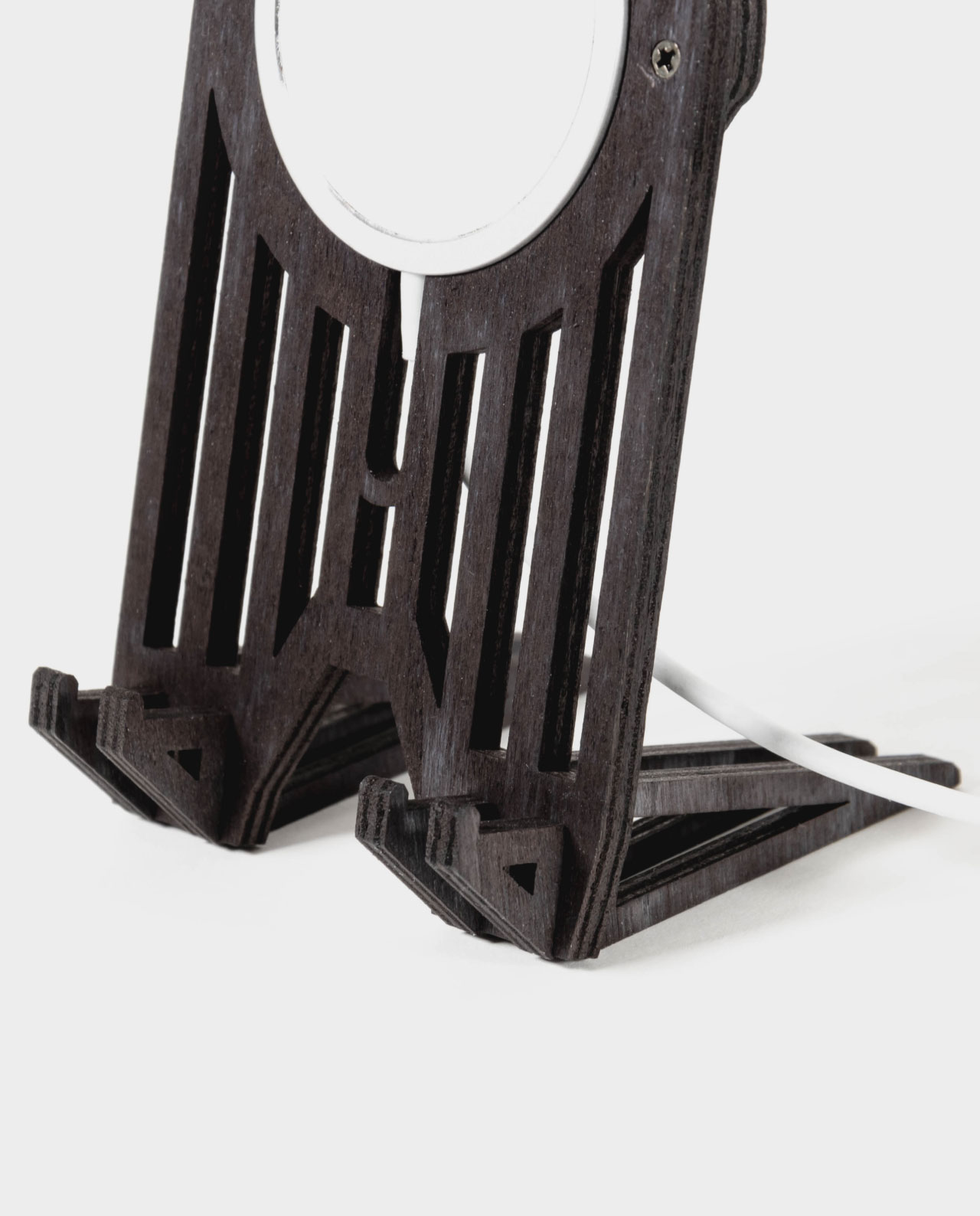 Soporte de madera para iPhone cargador magsafe no incluido