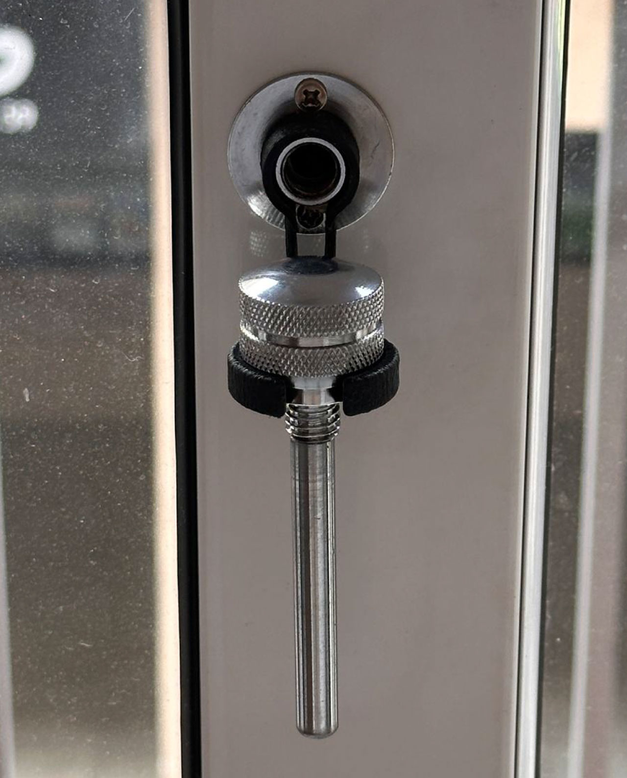 Soporte de Cerrojo para ventana Pasador Seguro corredera Bloqueo ventana Cierre de Seguridad (PACK 2ud) - Imagen 4