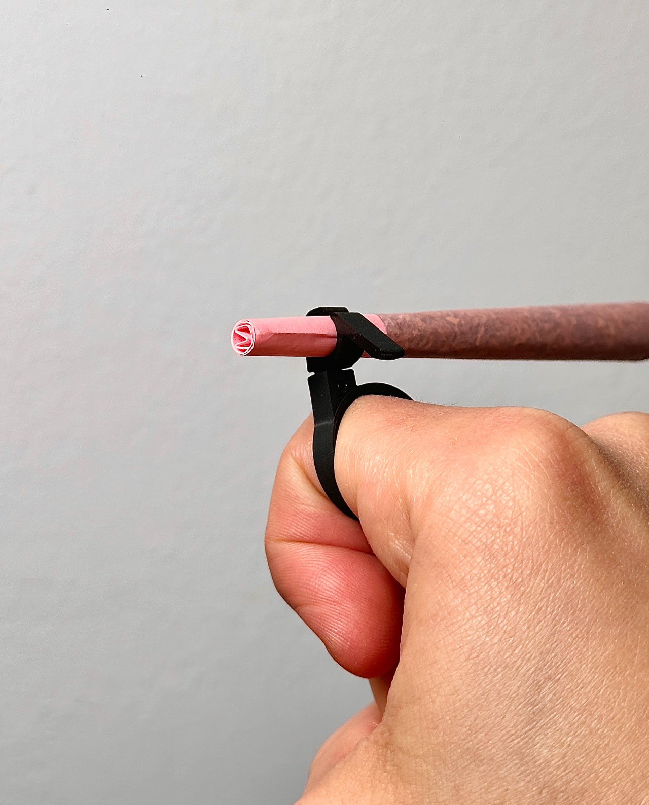 Anillo Portaporro, Soporte Manos Libres para Conos Pre Enrollados, Anillo Porta Cigarros, Cigarette Holder Ring, Joint Holder (Pack x 5 ud.) - Imagen 5