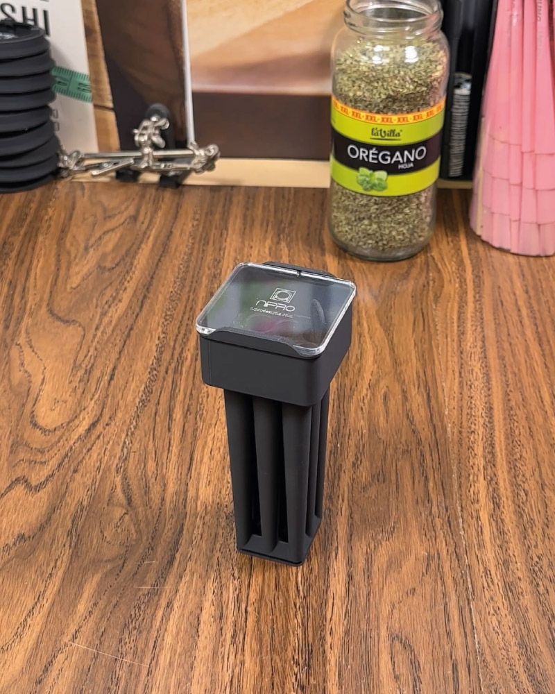 NIPRO 9 Cone Filling Machine | Herramienta para rellenar conos King Size 108 mm (Negro) - Imagen 2